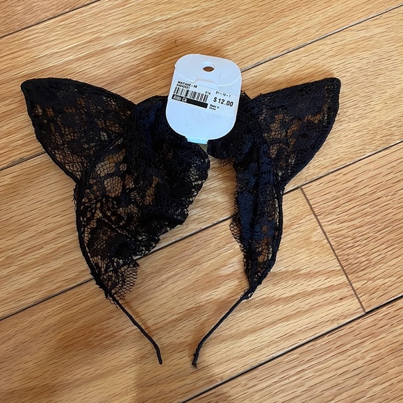 3 for $15 💖 Black lace cat ear headband with veil - Picture 2 of 2